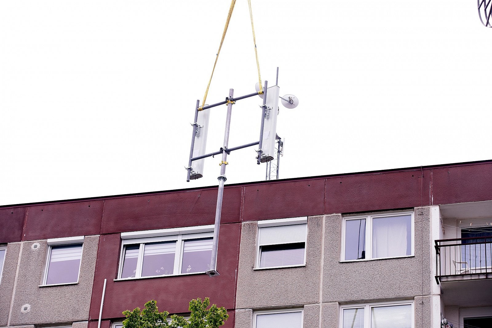 Výměna mobilního vysílače O2 a CETINu