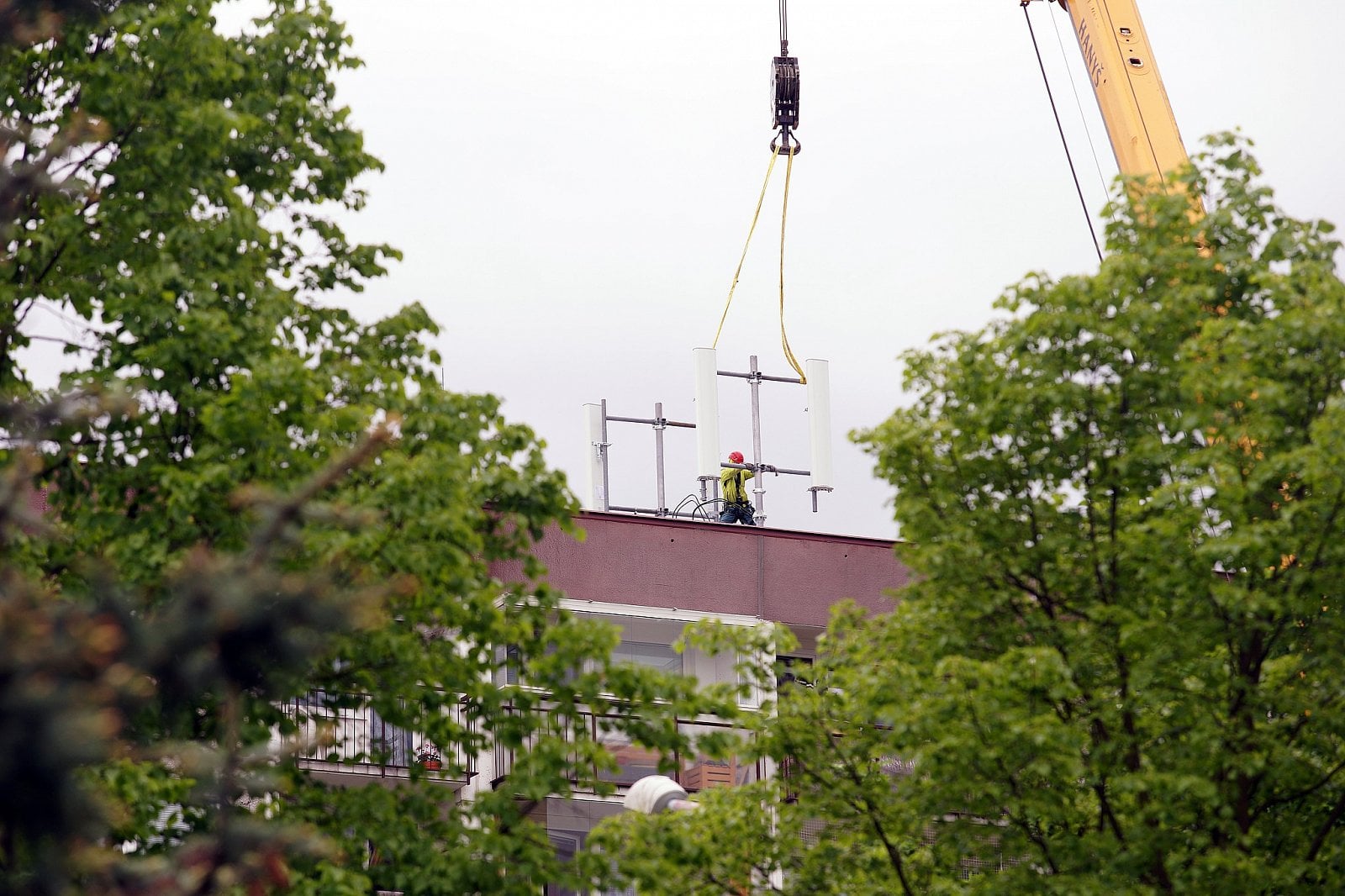 Výměna mobilního vysílače O2 a CETINu