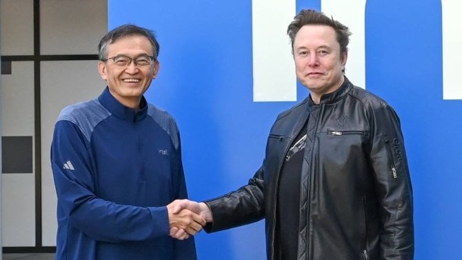 https://i.iinfo.cz/images/CEO Intelu Lip-Bu Tan a Elon Musk na fotografii publikované s prohlášením o spolupráci na Terafabu