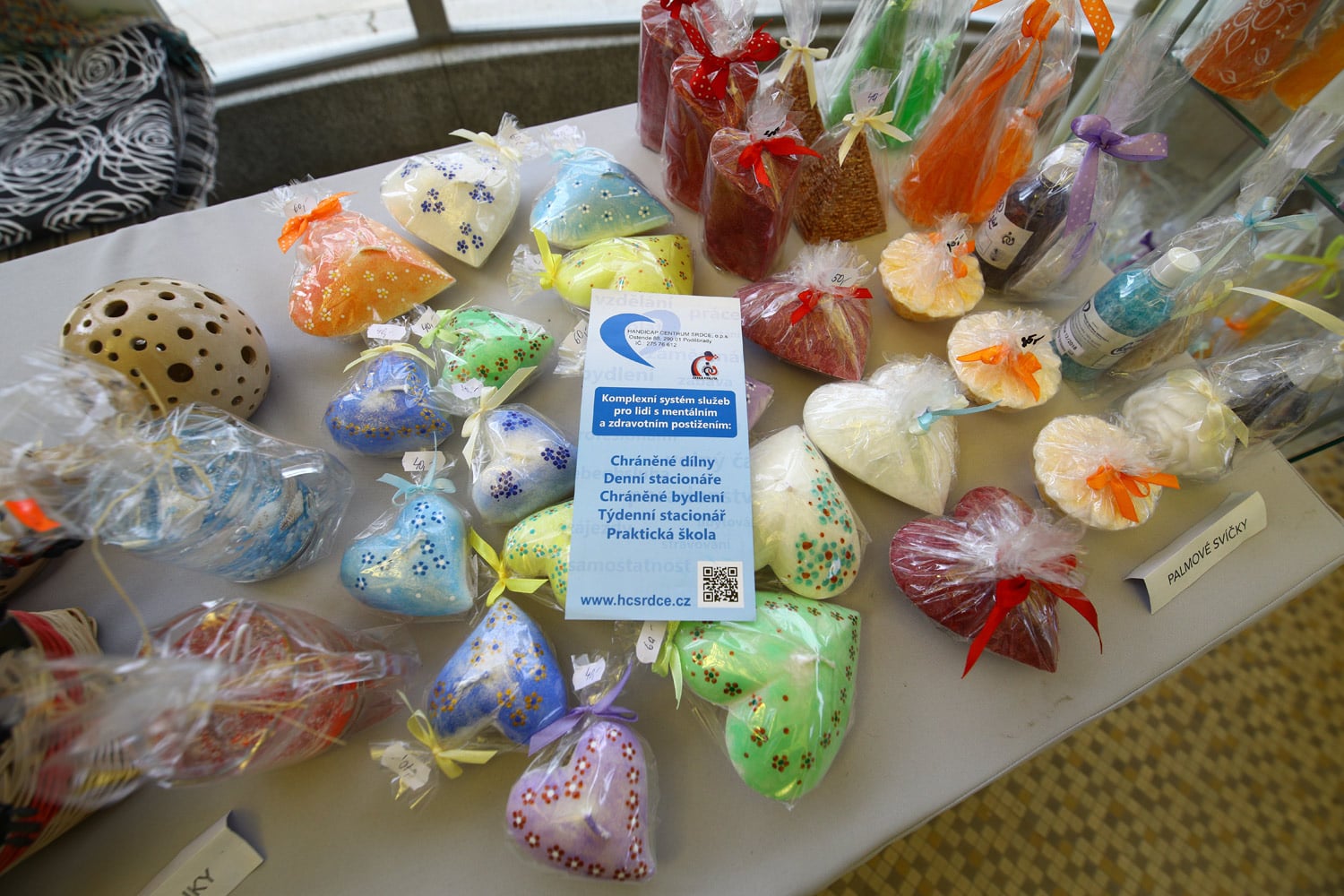 Lázeňské produkty v podobě mýdel a koupelnových solí