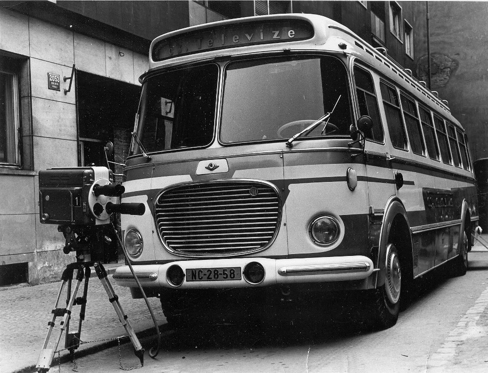 První přenos hokejové extraligy v Československé televizi