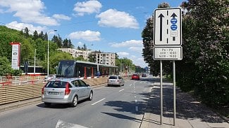 Náhledový obrázek - Autobusové pruhy mají platit i v noci. Chtějí to cyklisté z magistrátu