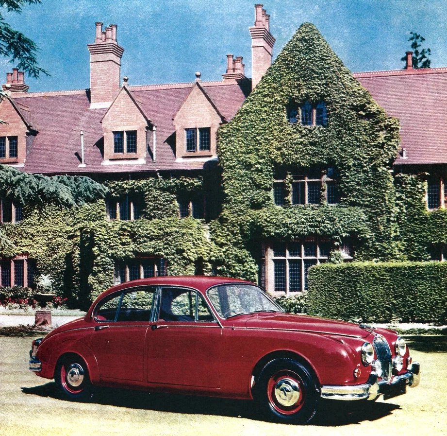 Půvabné a monumentální britské sídlo, k němuž je Jaguar nezbytnou dekorací…