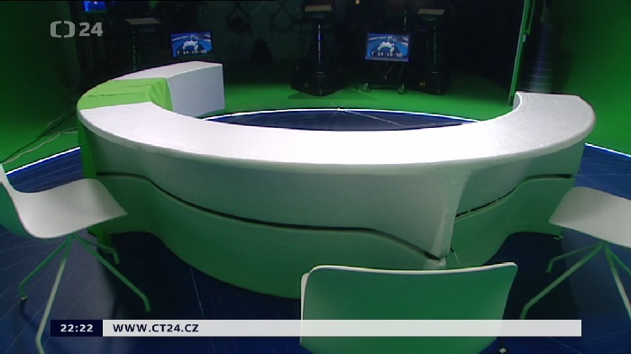 Zpravodajská relace Události, komentáře z virtuálního studia