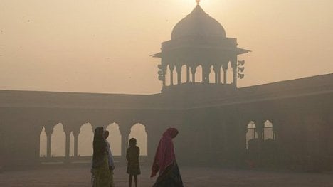 Náhledový obrázek - Indickou metropoli Dillí ochromil smog