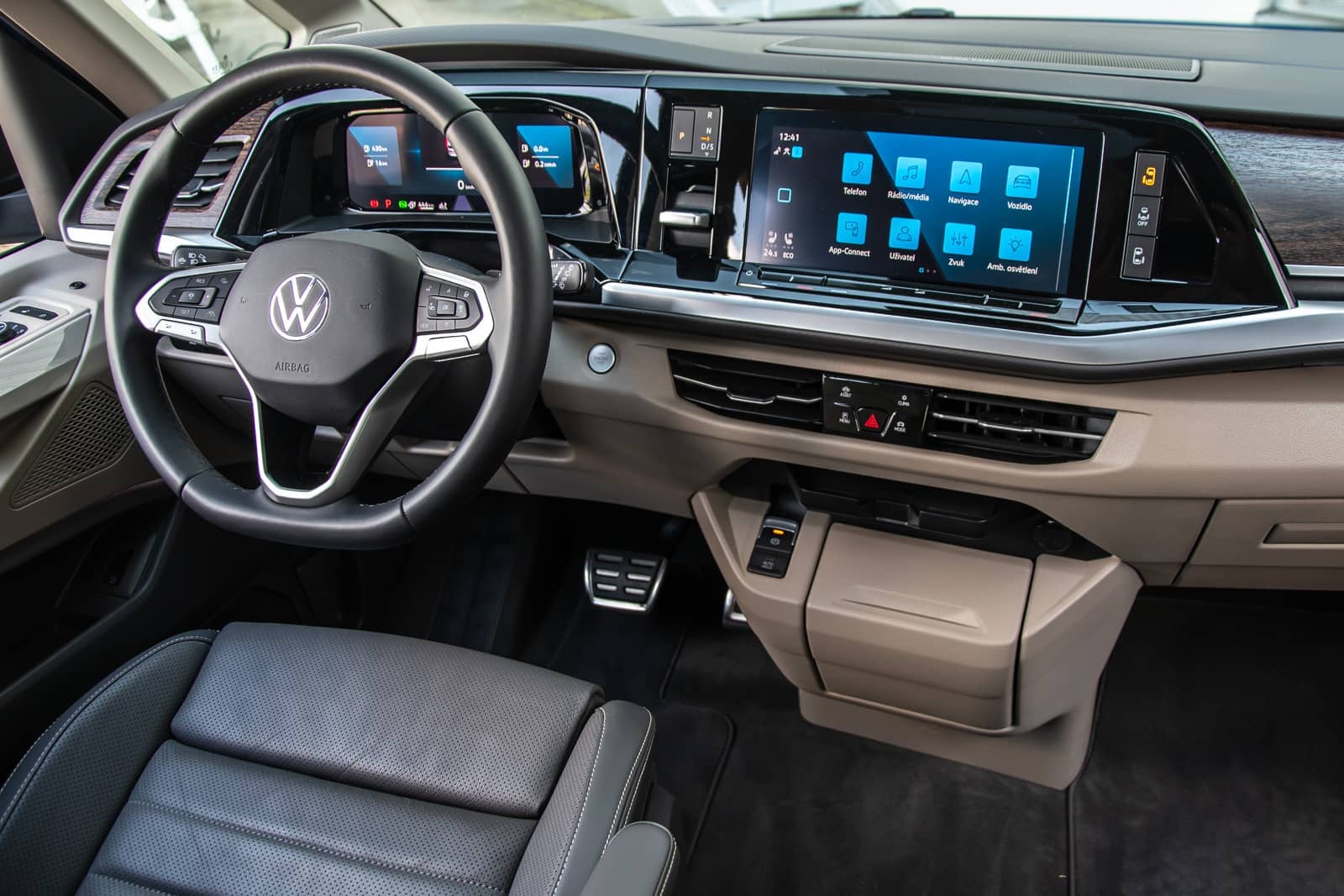 2022-05-vw-multivan-24.jpg