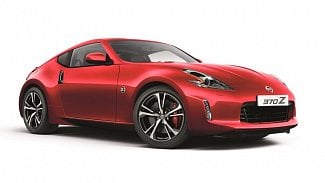 Náhledový obrázek - Nissan 370Z je téměř 10 let starý, ale pořád se prodává. Teď dostal drobný facelift