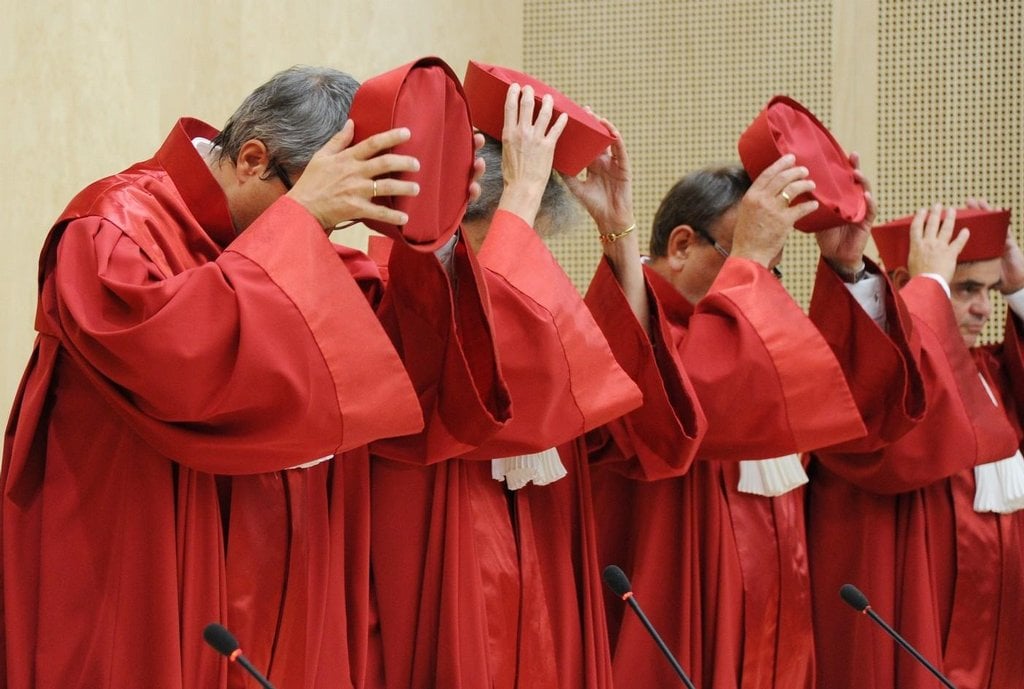 2015-12-zc3a1chrannc3bd-fond-esm-u-nc49bmeckc3a9ho-c3bastavnc3ad