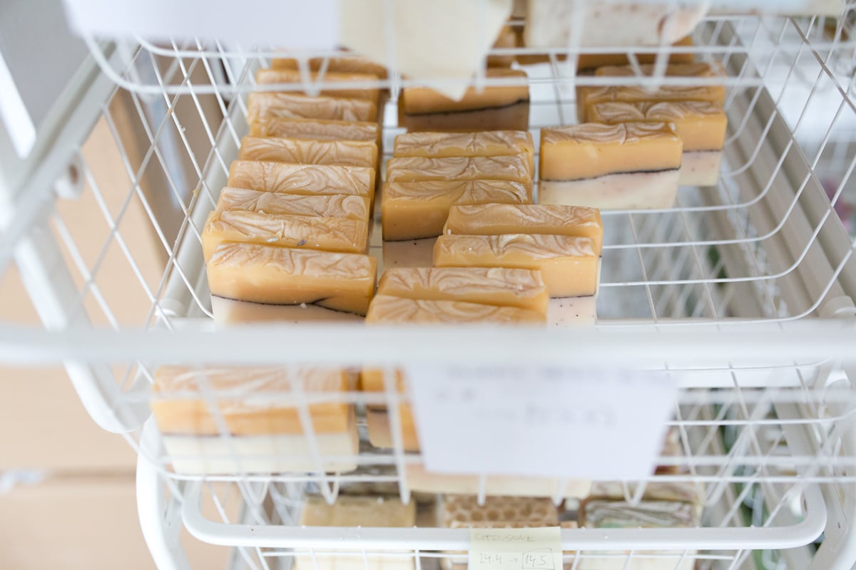 Caltha - přírodní kosmetika ze srdce Moravy se vyrábí v Olomouci