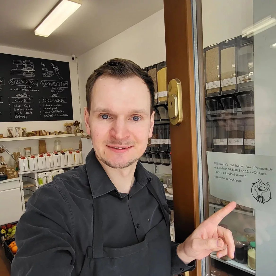 Bezobalový koloniál Jelen  - Štěpán Cipra