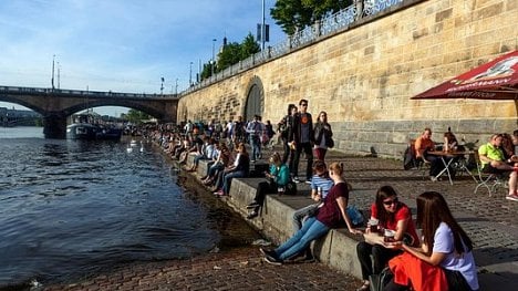 Náhledový obrázek - Praha si nechává dělat velký výzkum o cizincích. Chce vědět, kdo v ní žije