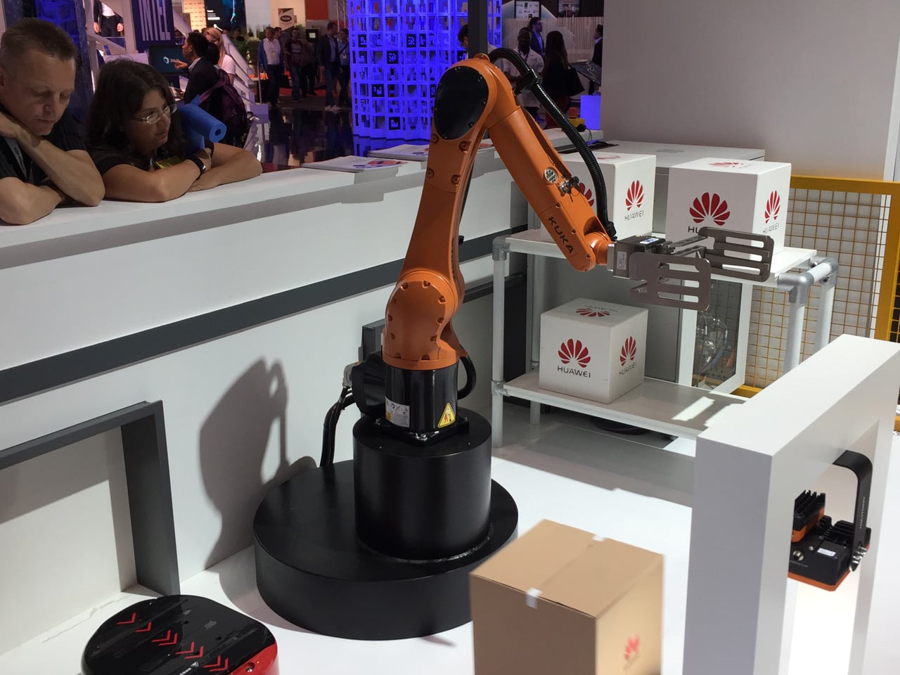 Malong, KUKA a Huawei na CEBITu 2018