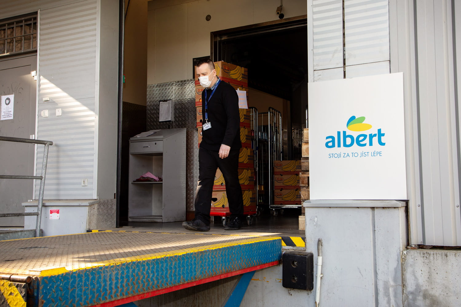 Albert daruje auta pro potravinové banky