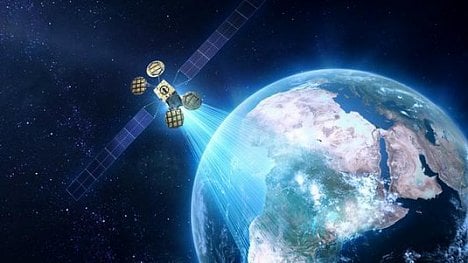 Náhledový obrázek - Ve vesmíru je první český technologický satelit