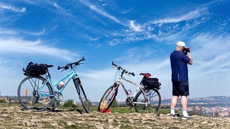 Náhledový obrázek - Do Suchdola pojedou cyklobusy. Praha testuje přepravu kol