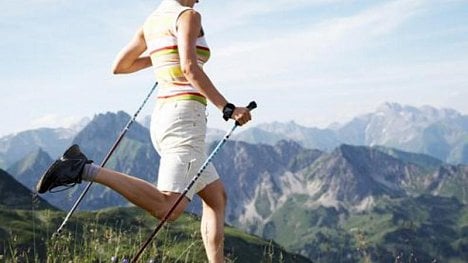 Náhledový obrázek - Nordic Walking je vhodný i jako letní trénink pro běžkaře