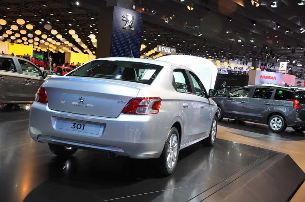 2011-12-peugeot-301-3.jpg