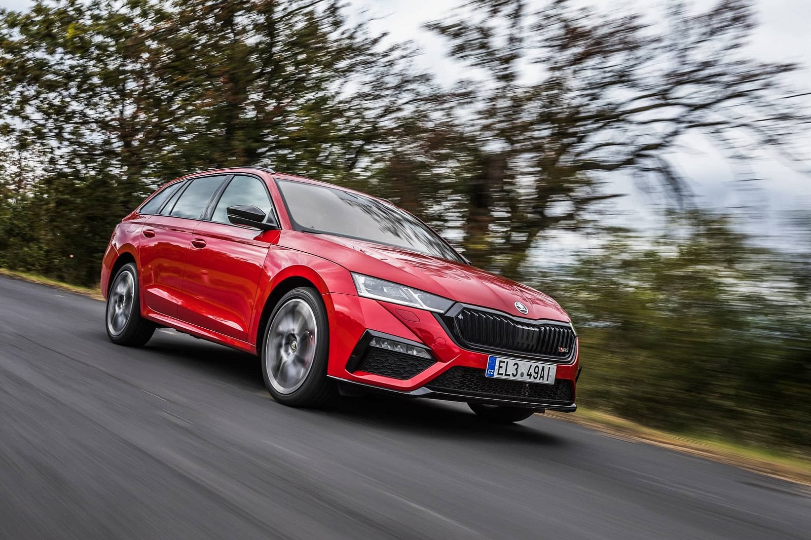 2020-10-skoda-octavia-rs-iv-test-1.jpg