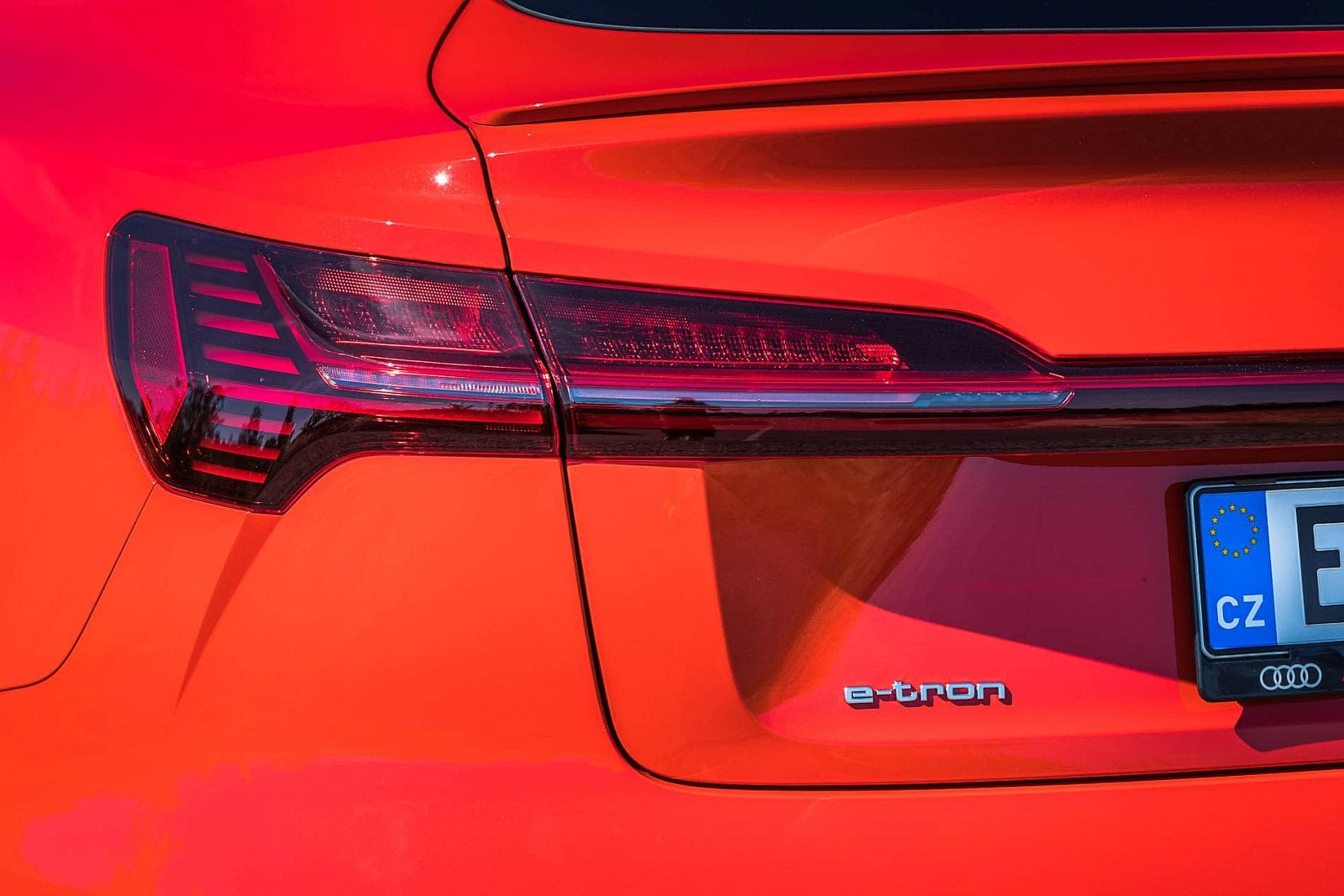 2020-09-aDMB2020_Audi-E-Tron-Sportback55-9591.jpg