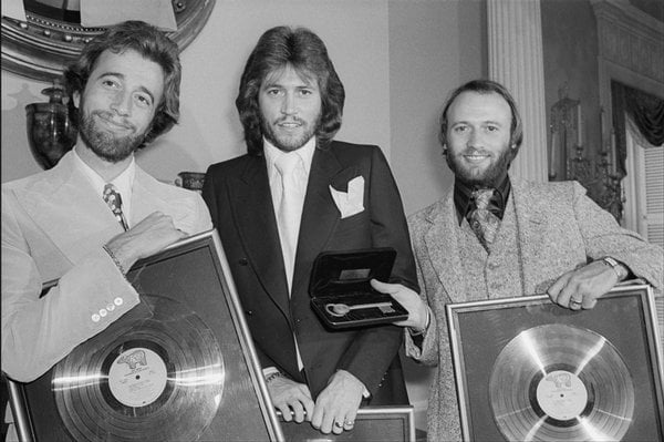 2014-12-skupina-bee-gees-3.jpg