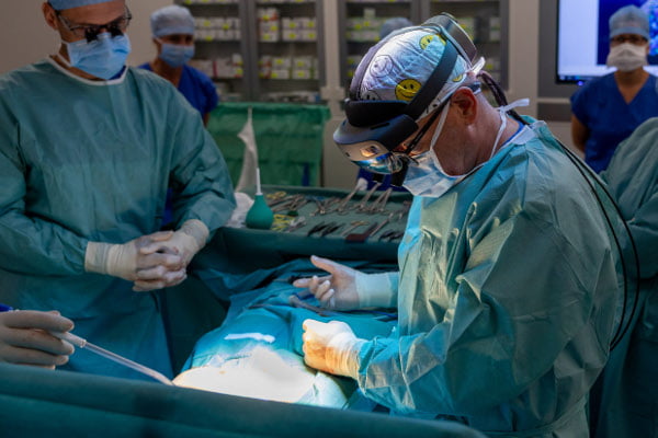 Transplantační chirurg Jiří Froněk