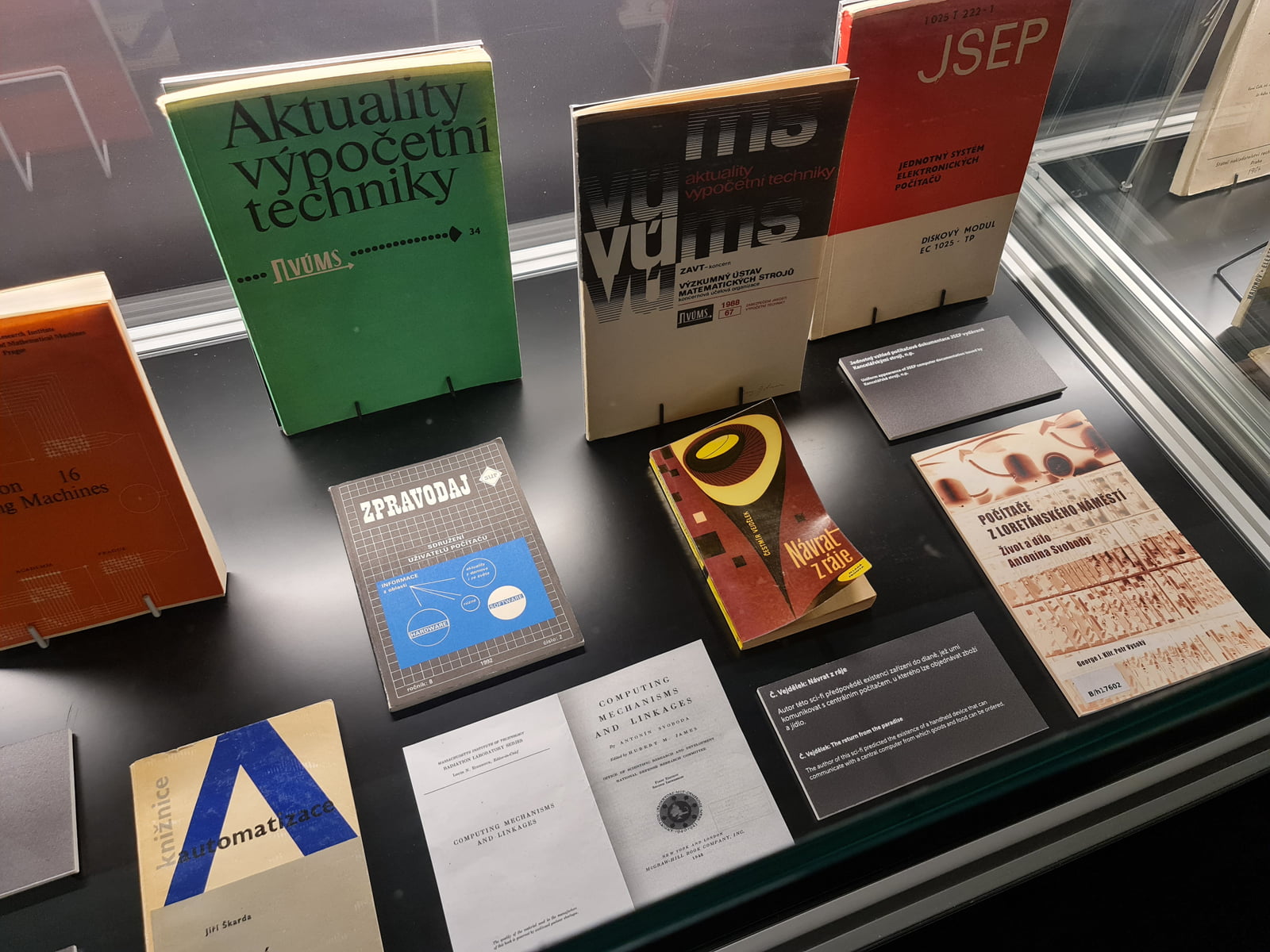 Československé počítače, čipy a další výpočetní technika