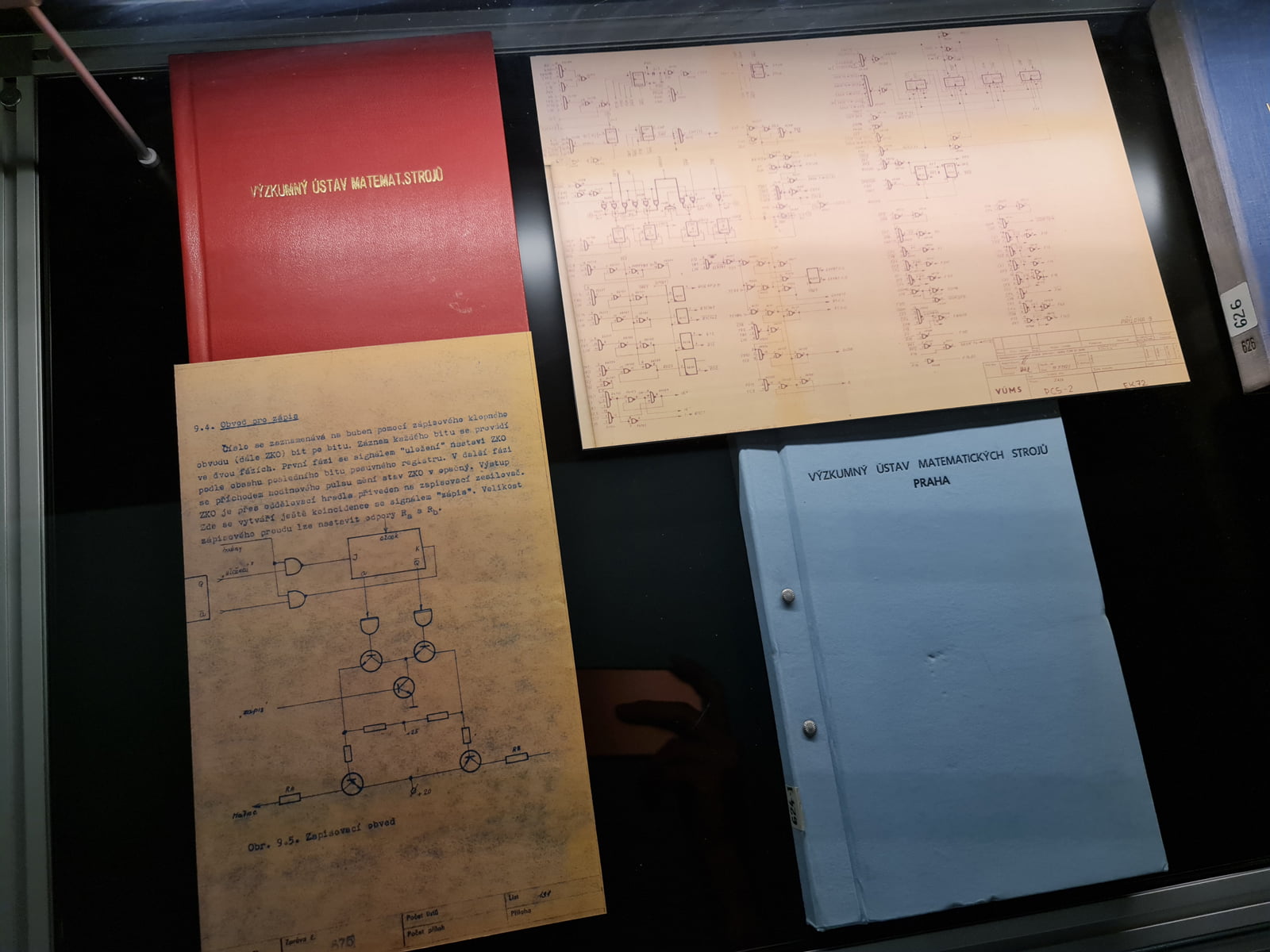 Československé počítače, čipy a další výpočetní technika