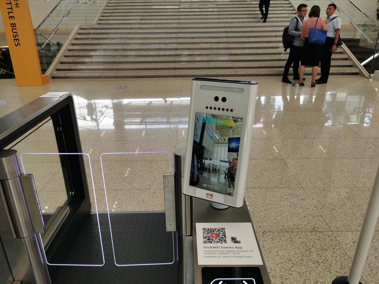 Čína a ověřování uživatelů přes rozpoznávání obličeje