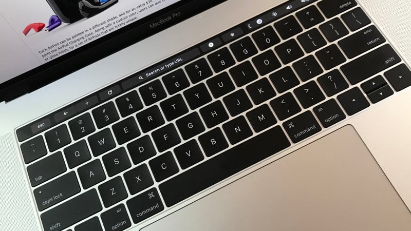 Pokud používáte macOS, potěší vás podpora touchbaru.