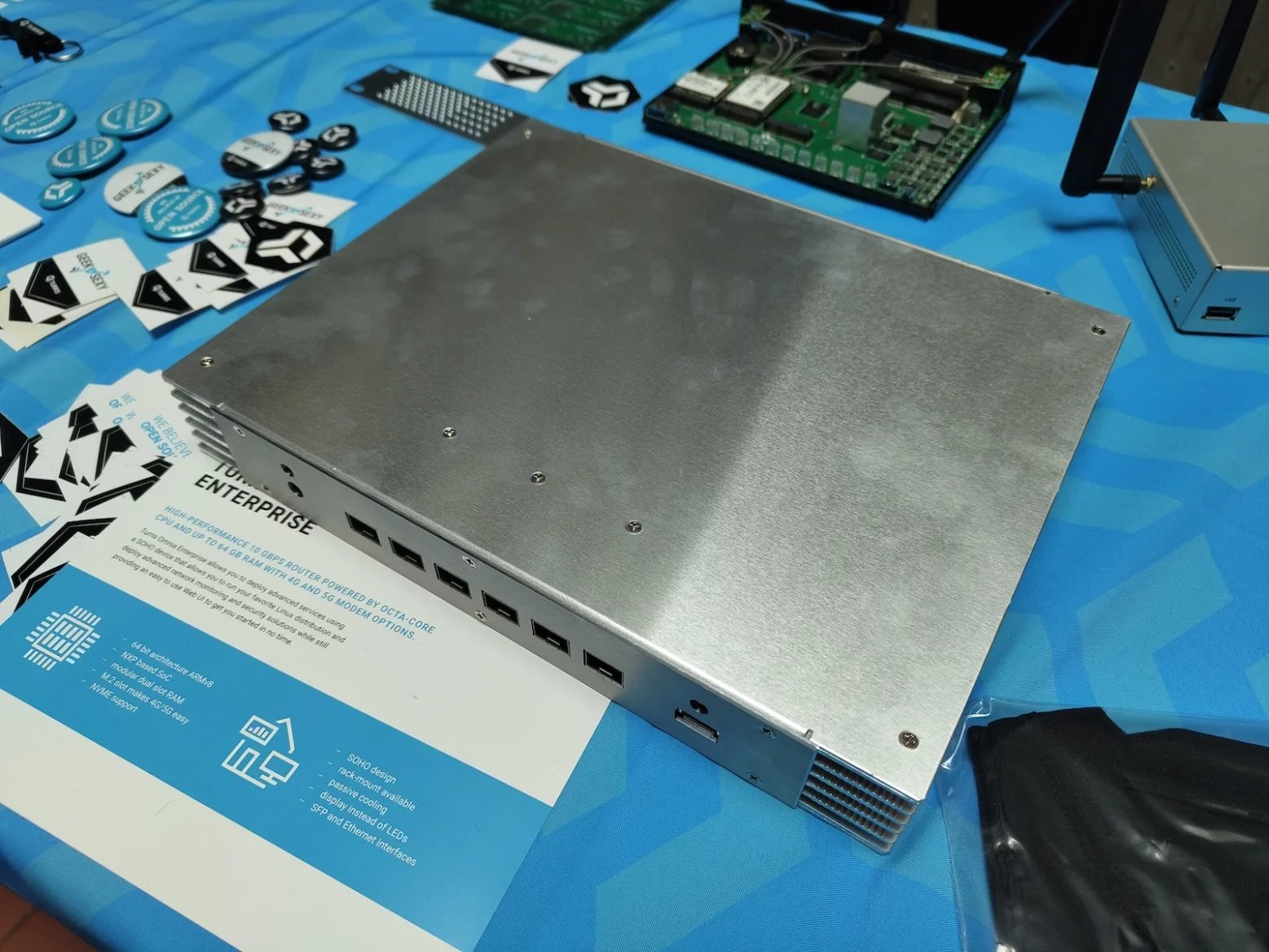 Prorotyp routeru Turris Omnia Enterprise od CZ.NIC