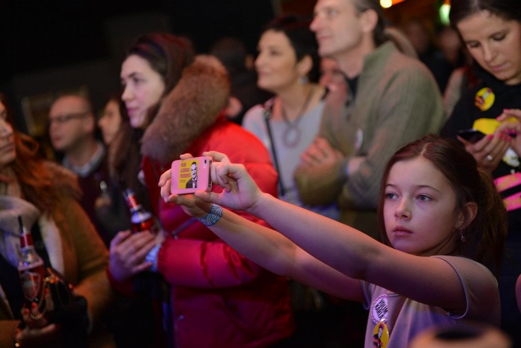 2010-07-schwarzenberg-se-s-klacky-pod-nohy-od-zemana-vypoc599c3a