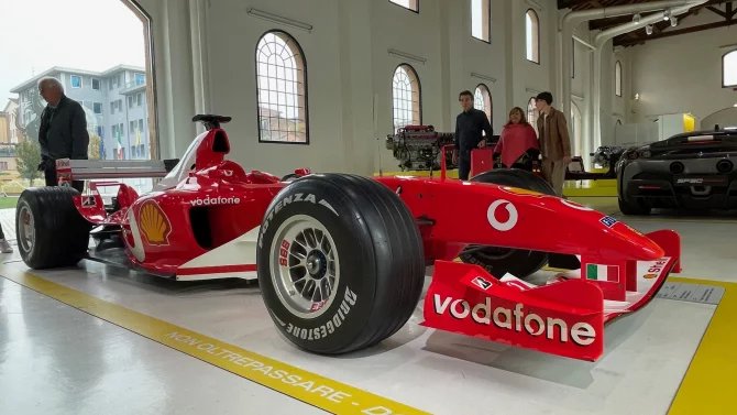 V kůži Lewise Hamiltona: Když chcete poznat, co to je Ferrari, navštivte Museum Enzo Ferrari a Museum Ferrari Maranello