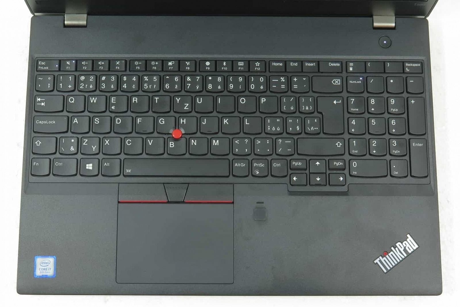 2019-03-ThinkPad-T580-2.jpg