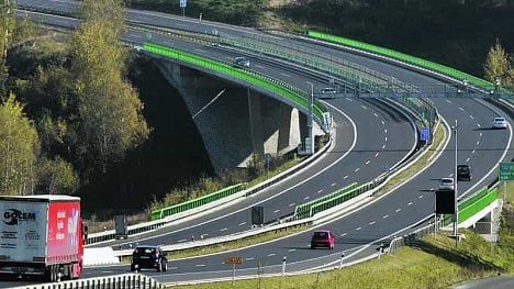 Náhledový obrázek - Sněmovna schválila rychlejší přípravu infrastrukturních staveb