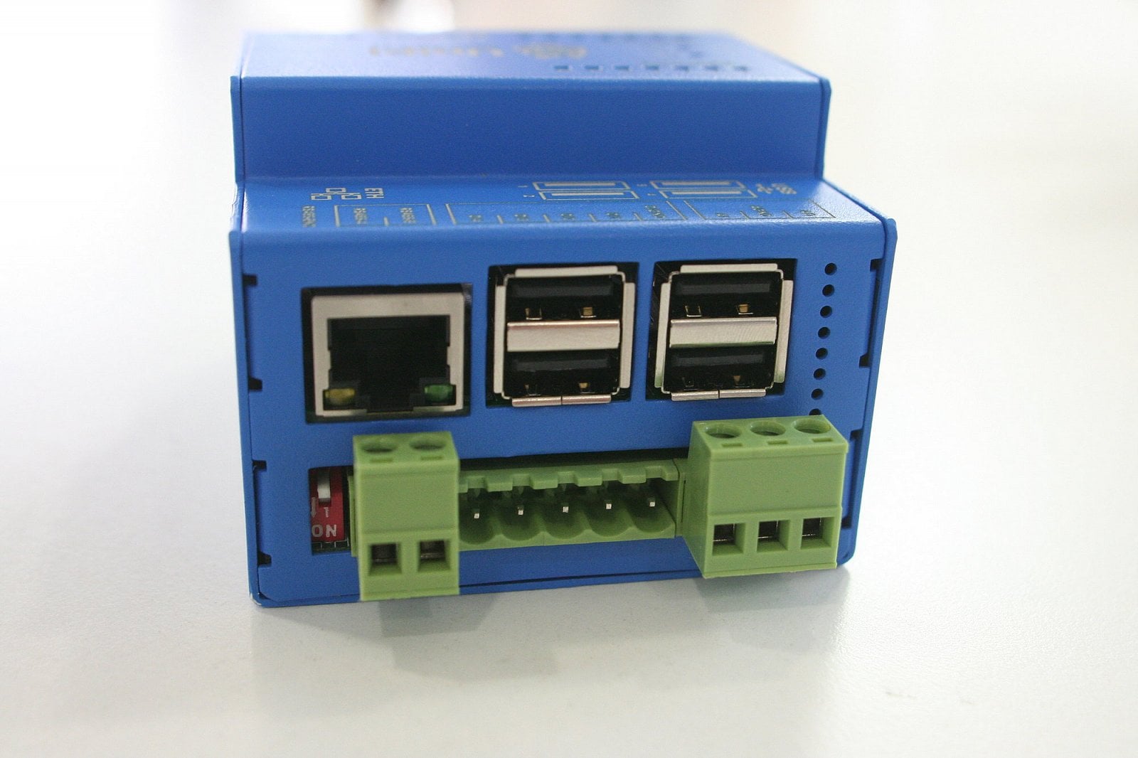 Součástí je i Raspberry Pi.