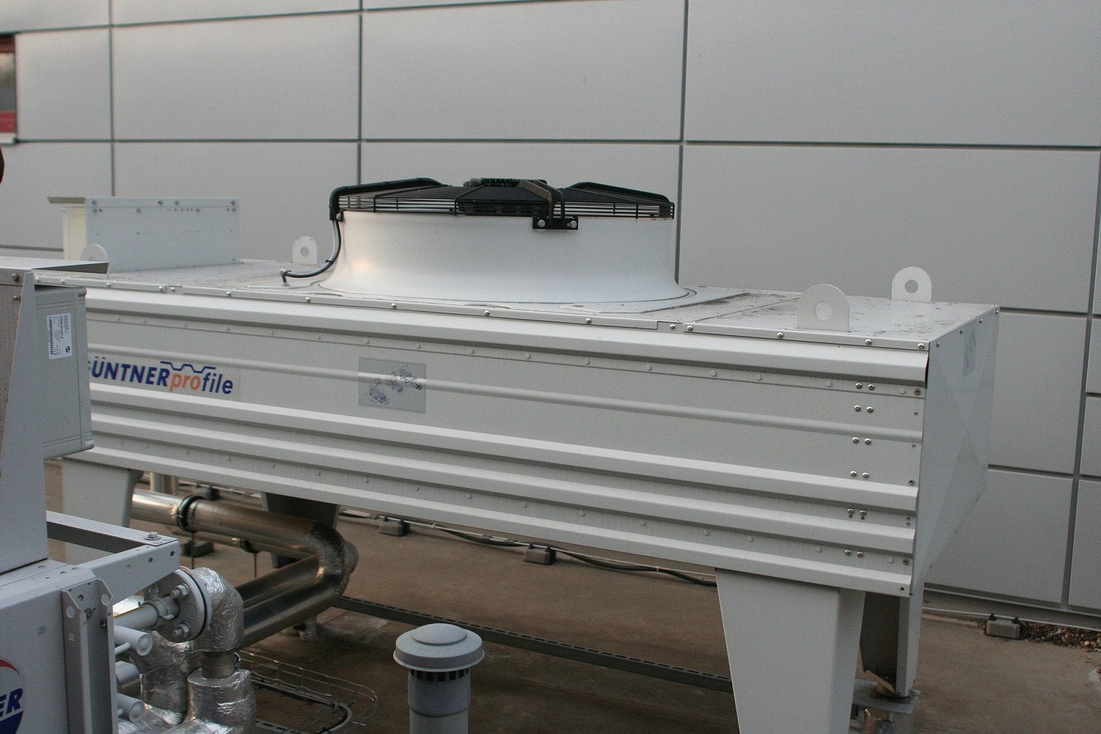 Chladič free coolingu.