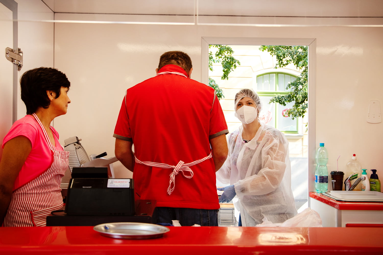 Státní veterinární správa na kontrole farmářského trhu