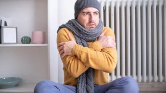 Náhledový obrázek - Zimnice se nejčastěji projevuje v důsledku infekčního onemocnění. Prvním krokem léčby je sražení horečky
