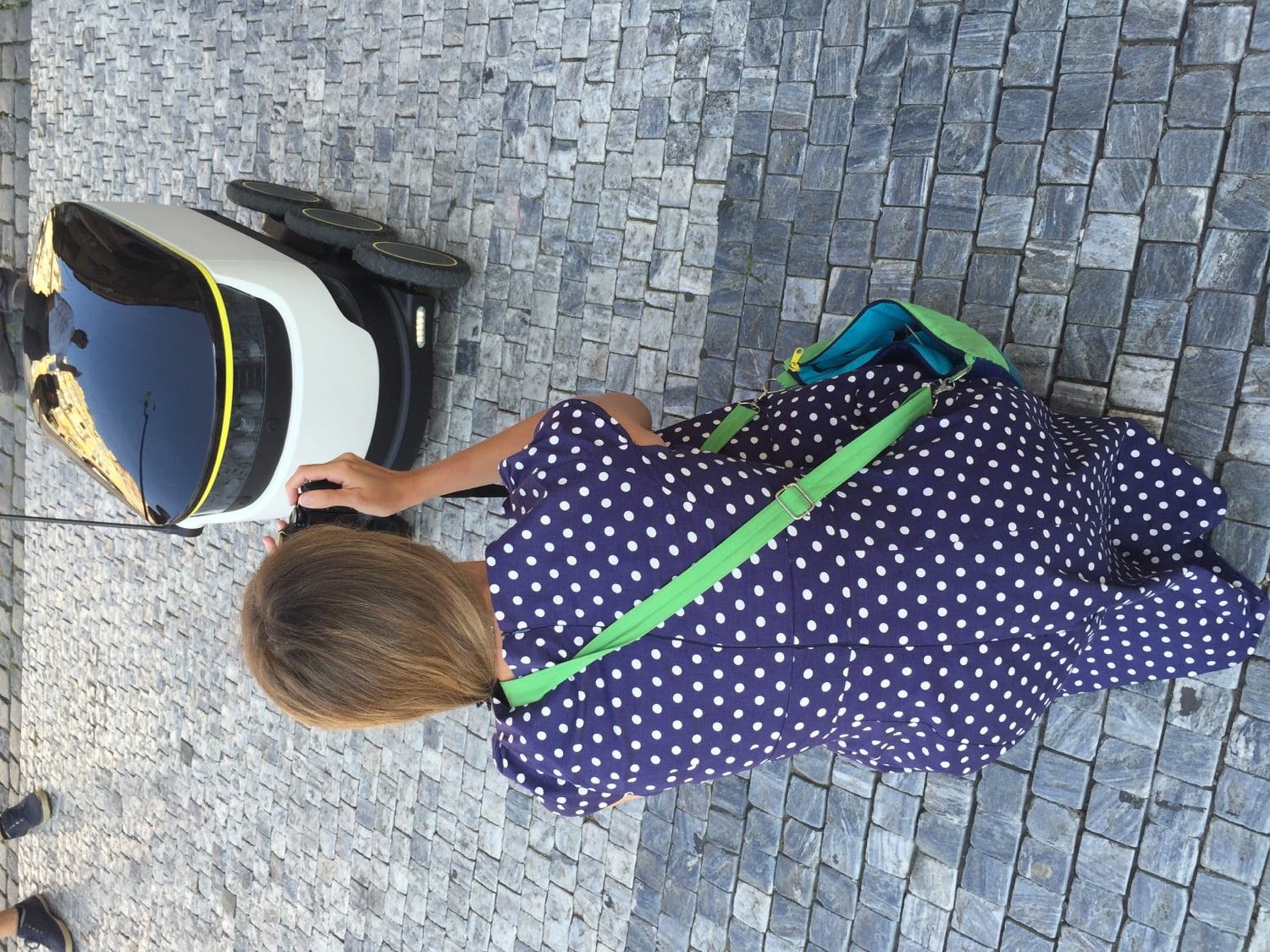 Nákup rozvezou po Praze malí roboti