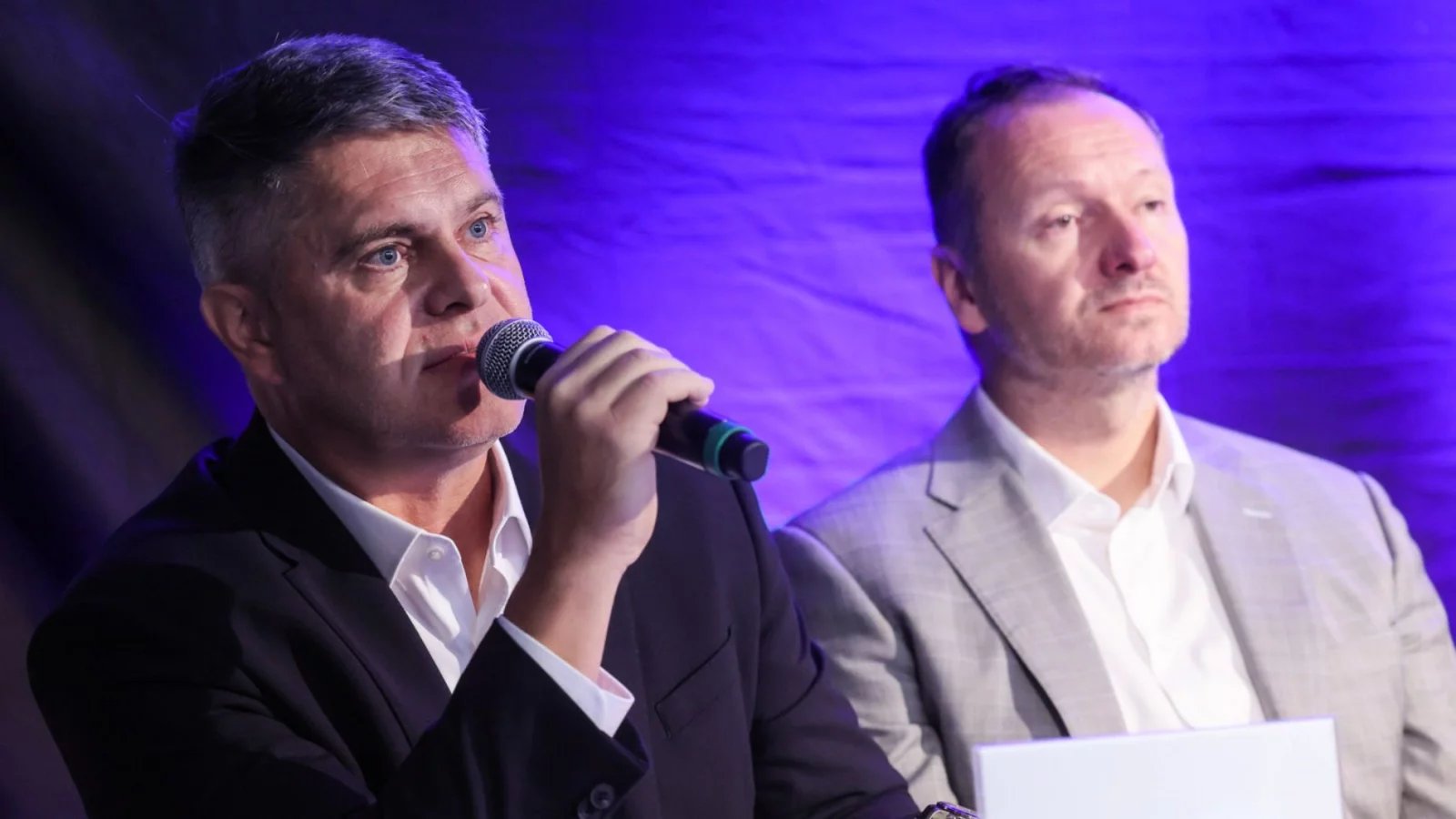 Marek Singer (TV Prima), Daniel Grunt (TV Nova)