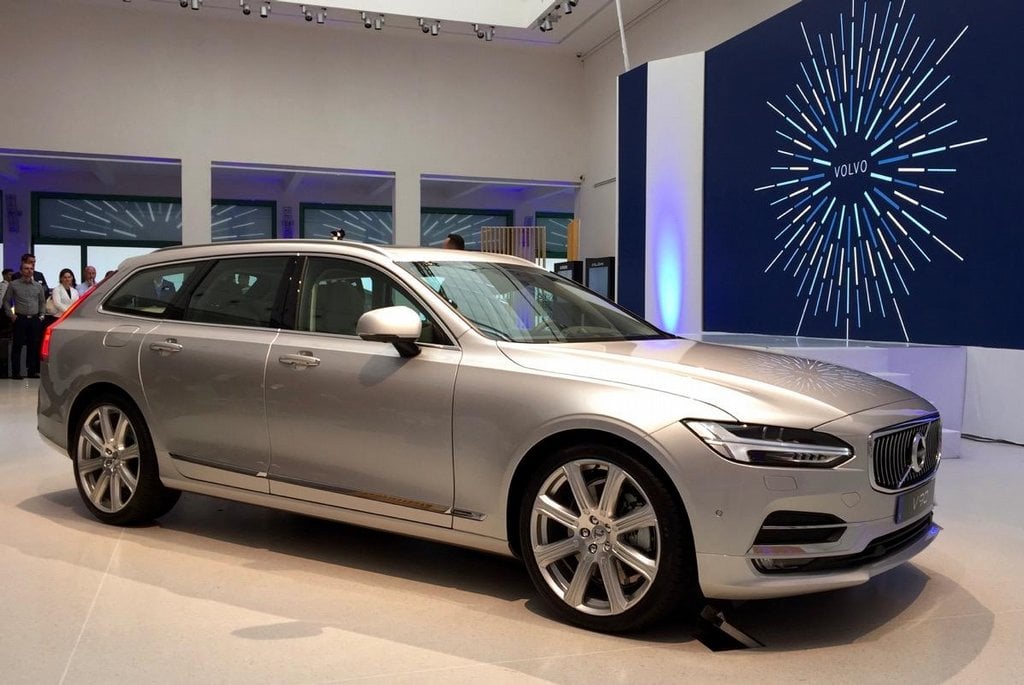 2017-05-volvo-v90-12.jpg