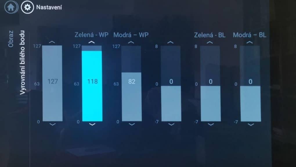 2020-07-Philips-OLED754-obr6.jpg