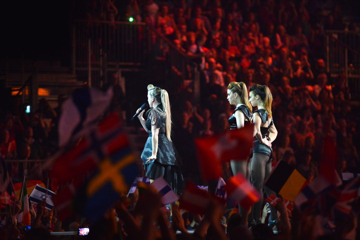 Průřez pěveckou soutěží Eurovize a druhým letošním semifinále