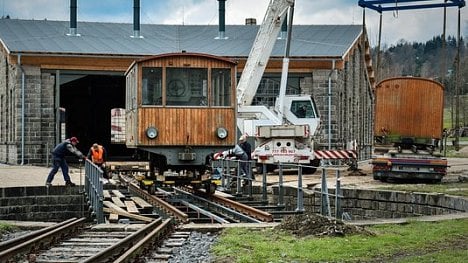 Náhledový obrázek - Tanvald získal jednu ze tří lokomotiv, co jezdily na nejvýše položenou stanici v Evropě