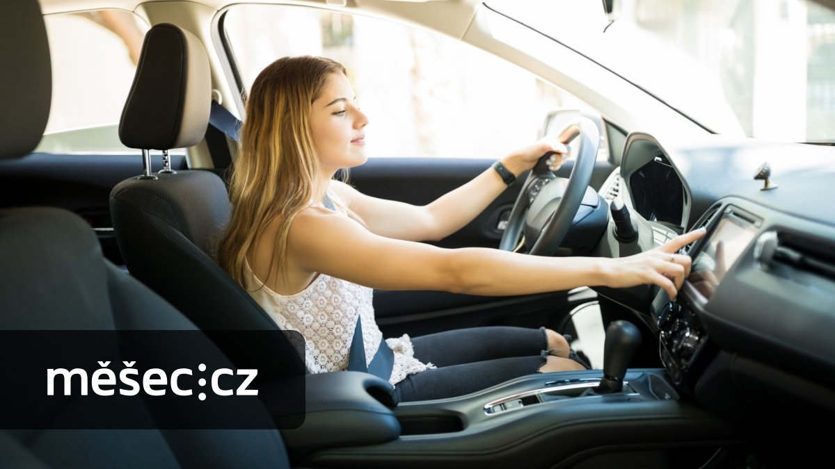 Evidenční kontrola bude nově platit rok, i zpětně. Jaké další změny řidiče nyní čekají?