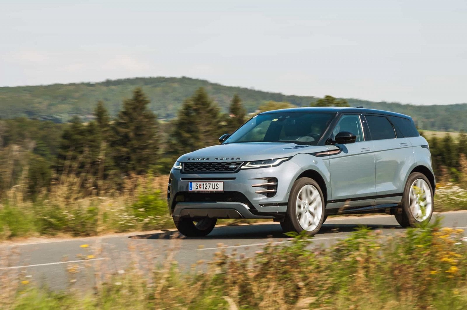2019-09-Range-Rover-Evoque-2020-37-of-40.jpg