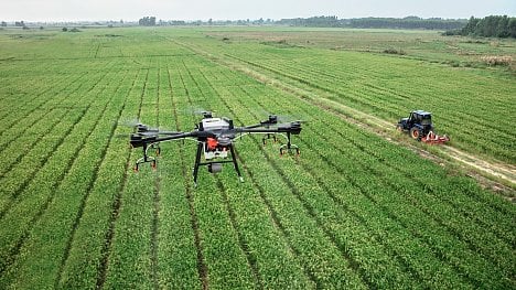 Náhledový obrázek - Dron není zbraň! Piloty vzdělává nová kampaň