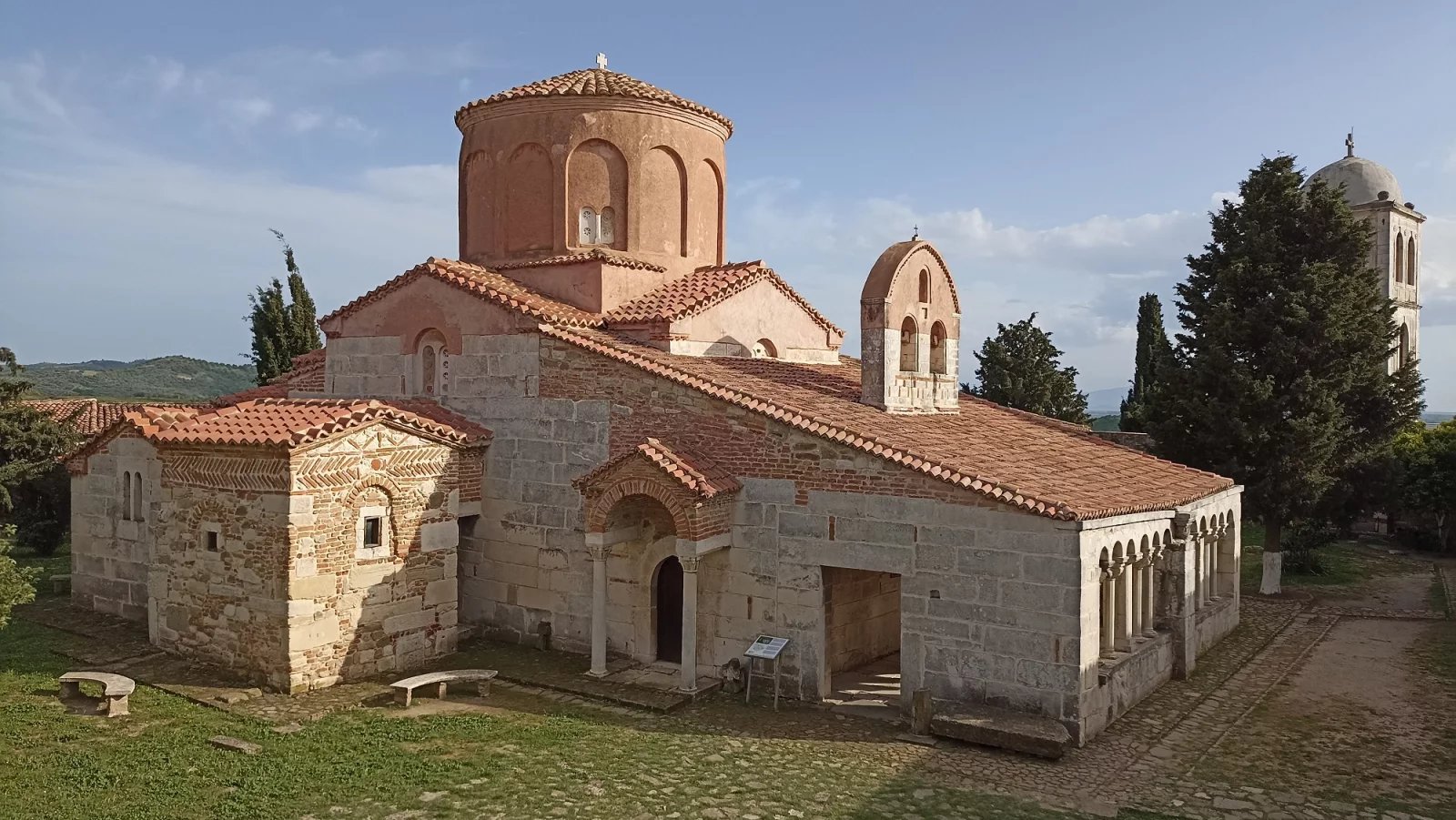 Kostel Panny Marie v Apollonii