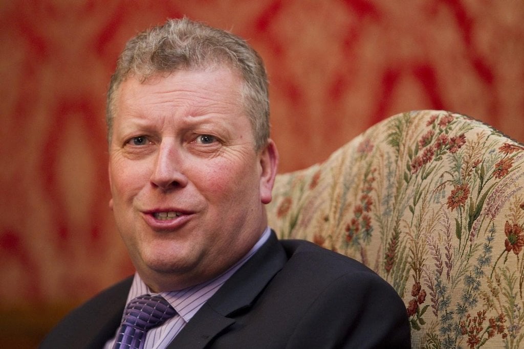 2009-09-ministc599i-odvolanc3ad-z-vlc3a1dy-premic3a9ra-petra-nec