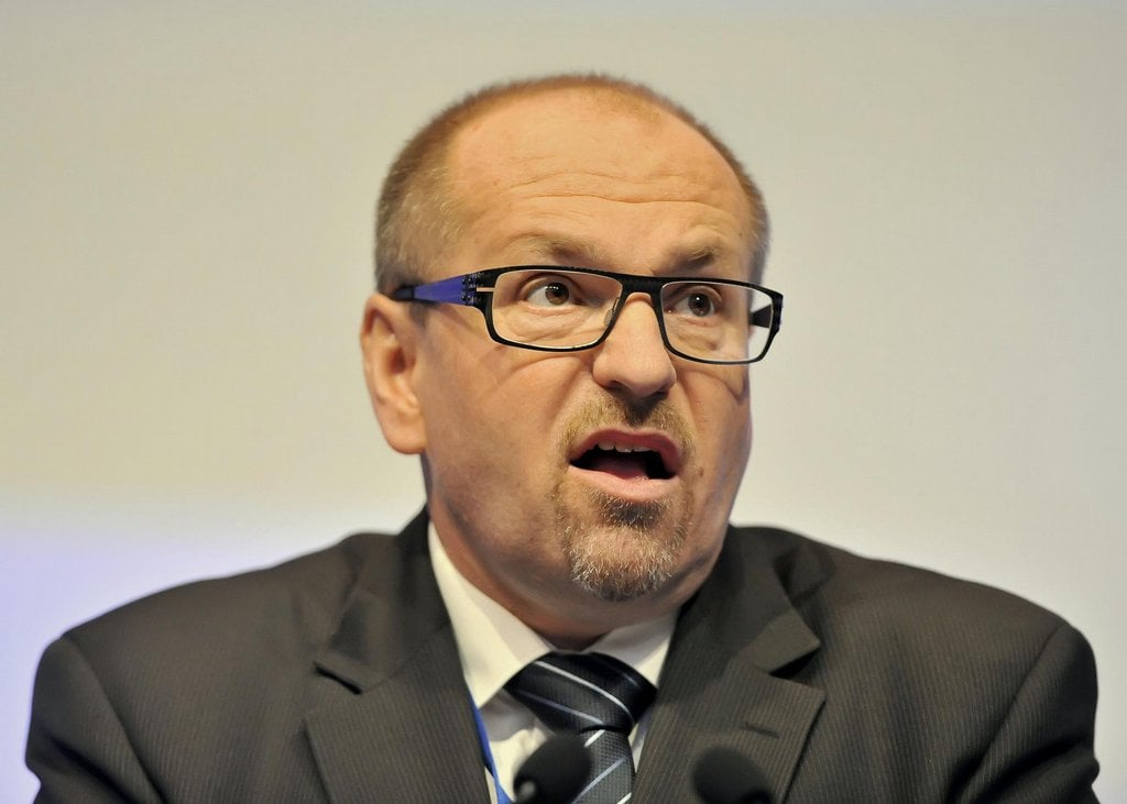 2017-10-nec48das-obhc3a1jil-pozici-v-c48dele-ods-fuksu-porazil-u